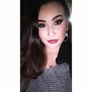 Meet your Posher, Cassandra